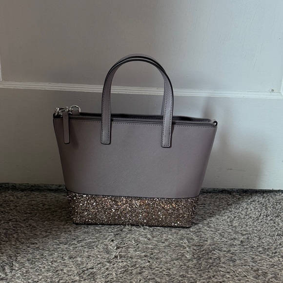 NEW: Kate Spade Metallic Gray Tote Bag - Picture 3 of 6